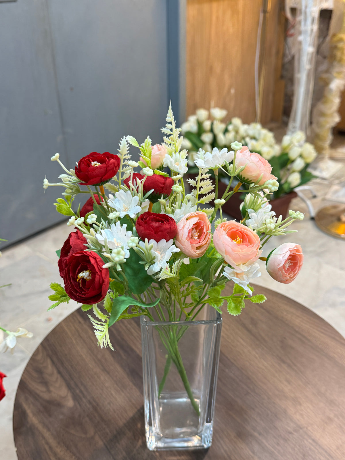 Artificial Rose Bunches – Pink or Red