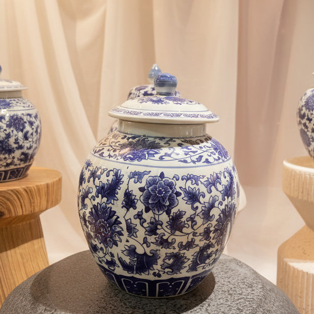 Vintage Chinoiserie Floral Porcelain Ginger Jar with Lid