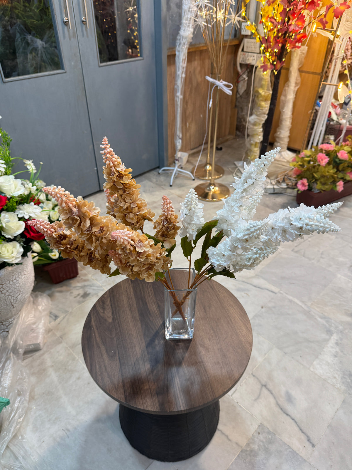 Imported Artificial Flower Bunches – White or Brown