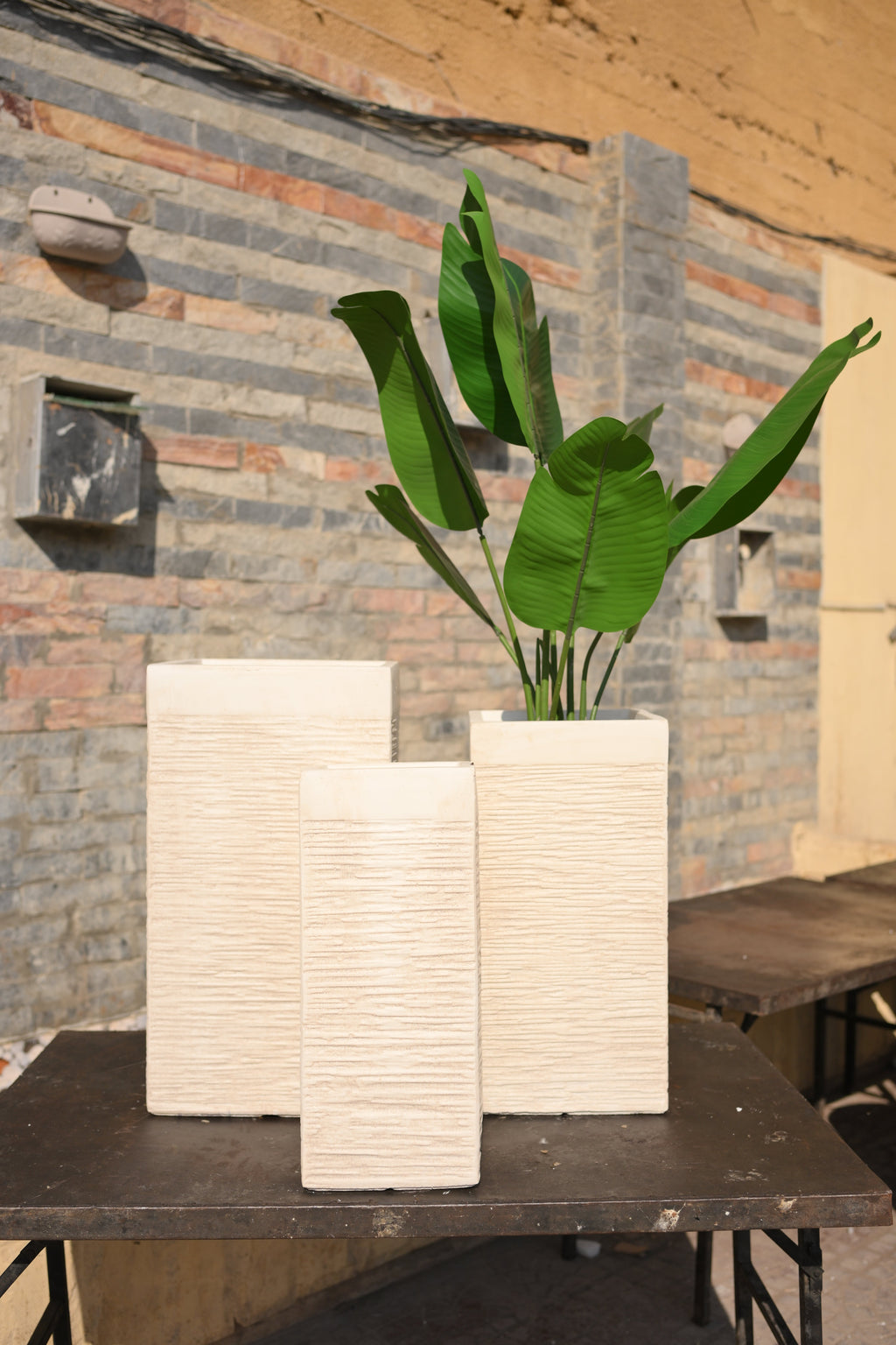 mported Ceramic Planter beig– Premium Gloss Finish | Modern Home & Office Decor