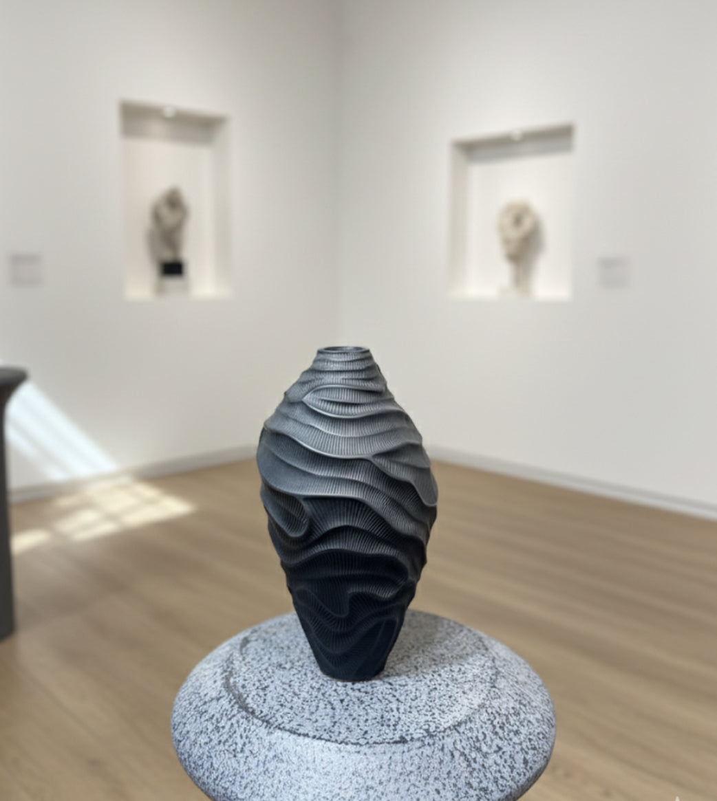 Decorative Ceramic Flower Vase Minimalist black Modern Design