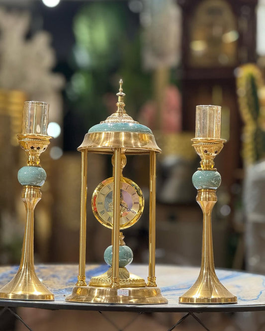 Moti Clock