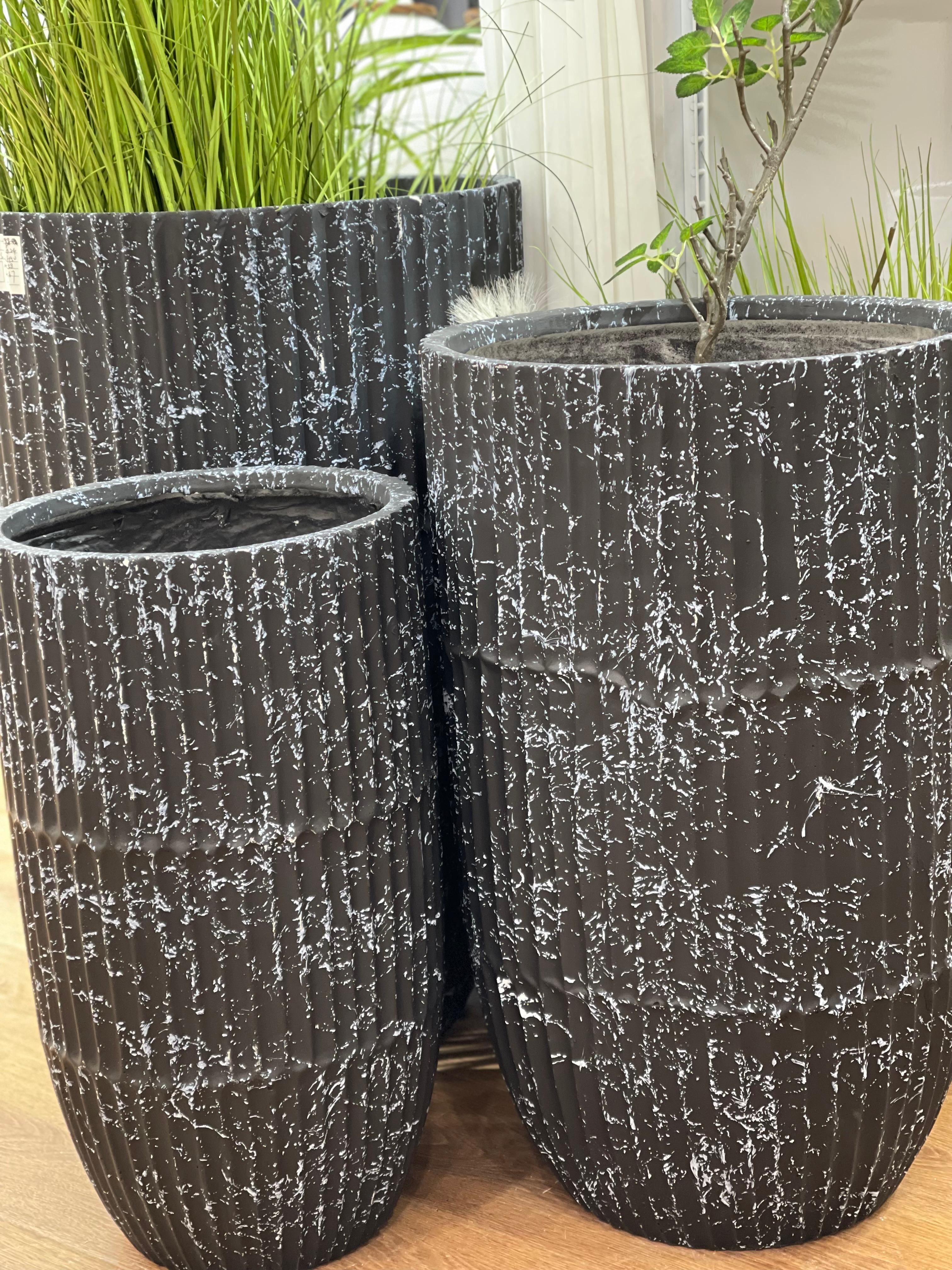 Black Distressed Ribbed Planters