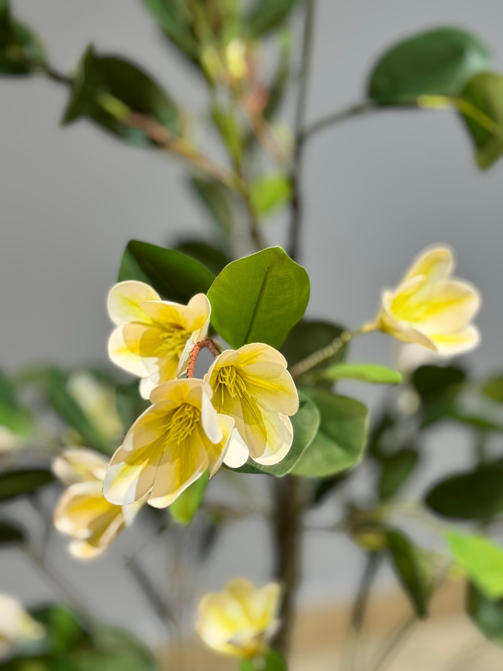 Artificial Magnolia Flowering Tree (4.5–5 ft) – view 3