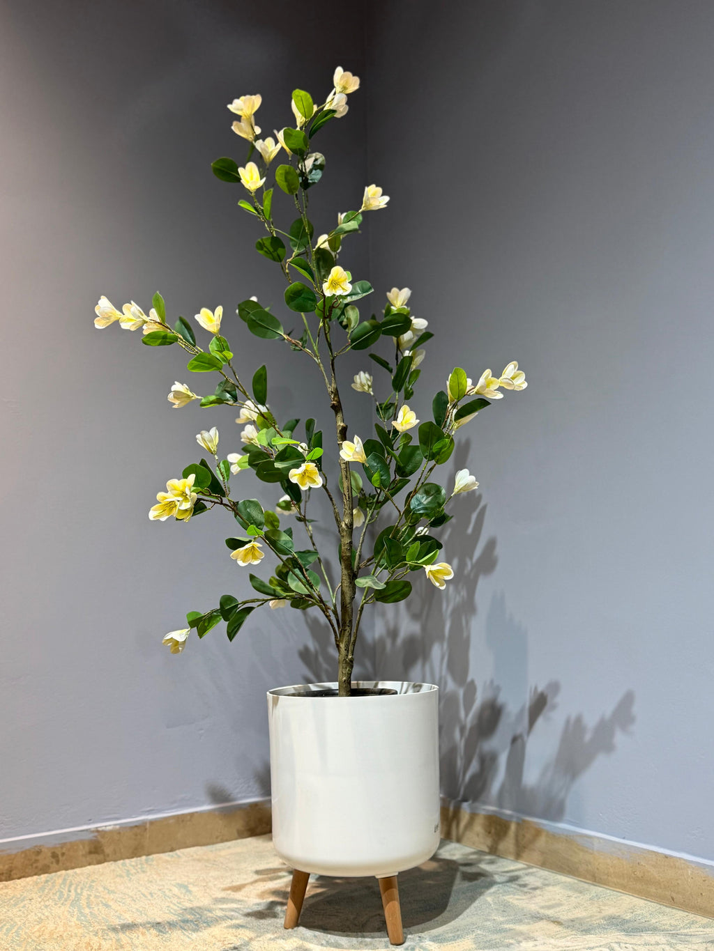 Artificial Magnolia Flowering Tree (4.5–5 ft)