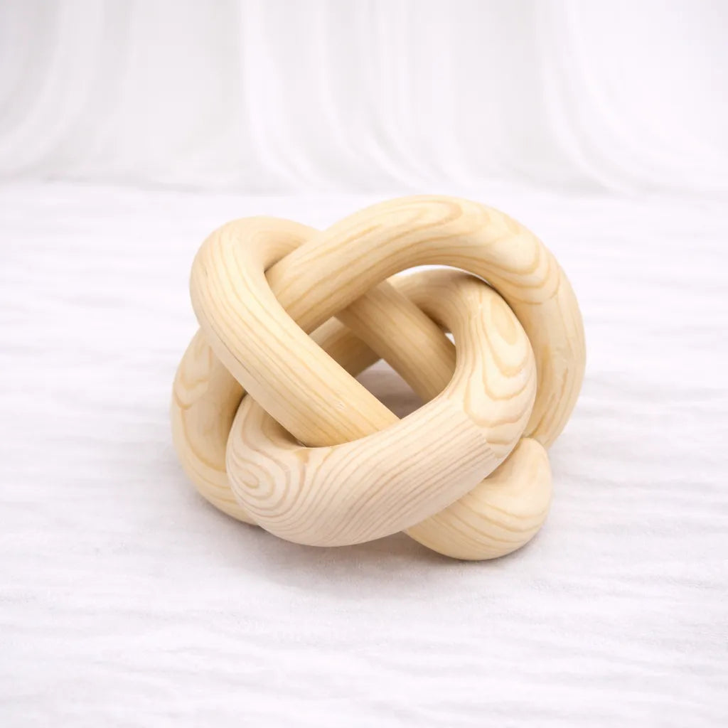 Wooden Knot Sculpture – Flat (12 cm) – Rajpoot Flower House