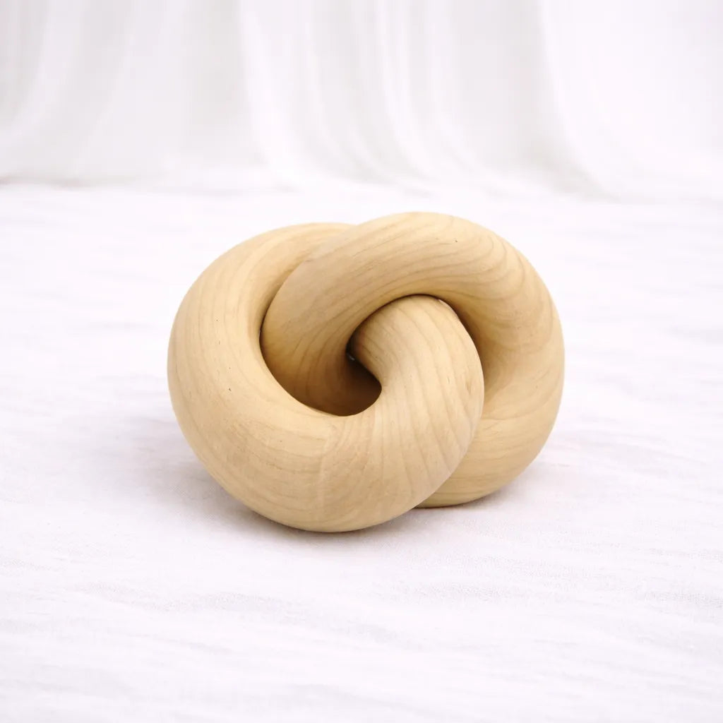 Wooden Knot Sculpture – Cube (15 cm) – Rajpoot Flower House